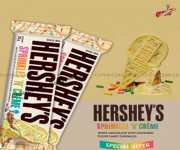 Hershey's Strawberry 'N' Creme 2pcs Pack - Delicious and Indulgent Treats