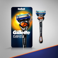 Gillette Fusion5 ProGlide Razor with Flexball Technology - Manual Shaving at its Best