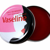 Vaseline Lulu Guinness - Soft Red Tint 20gm | Buy Online at Best Prices