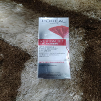 L'Oréal Paris Anti wrinkle Revitalift Cica Eye Cream