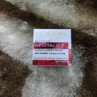 L'Oréal Paris Revitalift Hydrating Day Cream 50ml - Combat Ageing for a Youthful Glow!