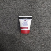 Neutrogena Norwegian Formula Hand Cream - Unscented 50ml | Nourishing and Hydrating for Smooth Hands