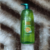 Garnier Fructis Sleek And Shine Fortifying Shampoo -1.18 l