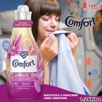 Comfort Honeysuckle & Sandalwood Fabric Conditioner (36washes) 1.26L